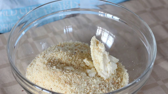 Добавляем масляный крем. и... Кейк Попс пирожное на палочке: пошаговый фото-рецепт
