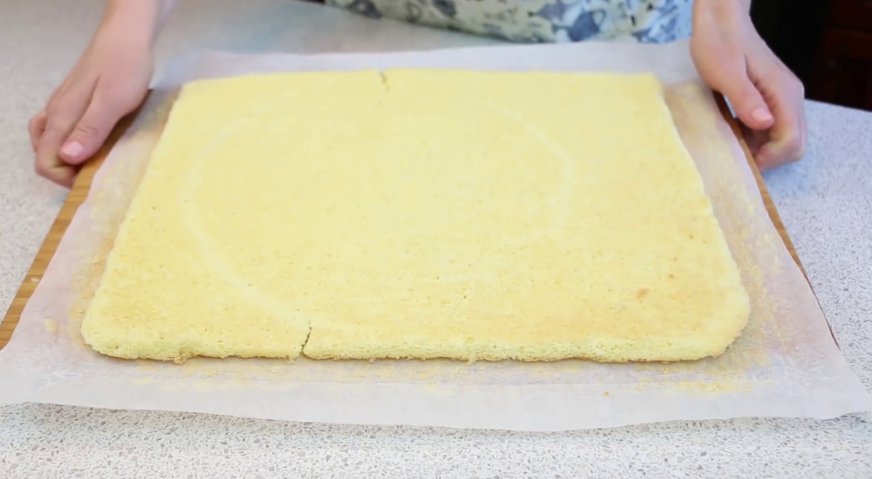 Пирожное картошка: В таком виде оставляем бисквит на 10-12 часов подсохнуть.