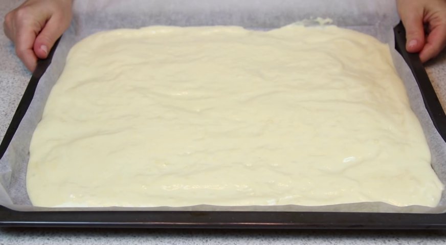 Пирожное картошка: Бисквит выпекаем в разогретой до 180*С духовке в течение 15-20 минут.