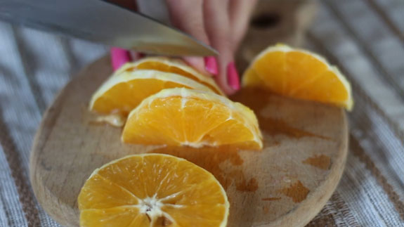 Апельсин нарезаем дольками и украшаем ими... Апельсиновый чизкейк без выпечки: пошаговый фото-рецепт