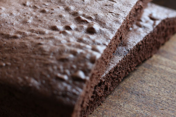 Шоколадный бисквит: пошаговый фото-рецепт