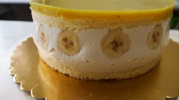 Спустя указанное время, достаем торт из... Банановый торт: пошаговый фото-рецепт